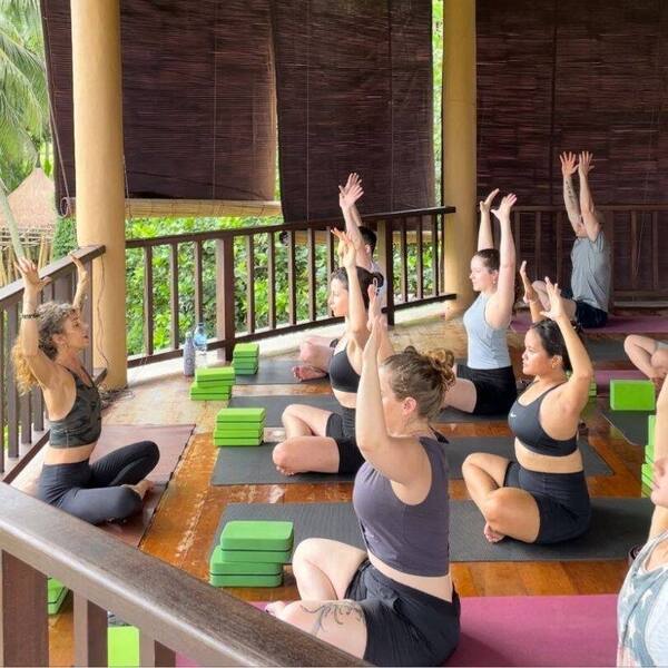 Ubud Yoga House, Subak Sokwayah: Shala Kayu Kecil Menghadap Sawah