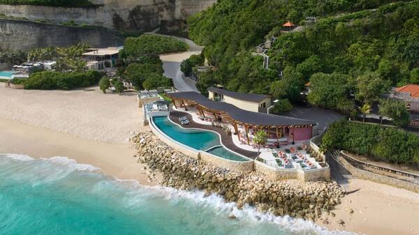 Uma Beach House Melasti: Umana Bali's Quiet Beach Club