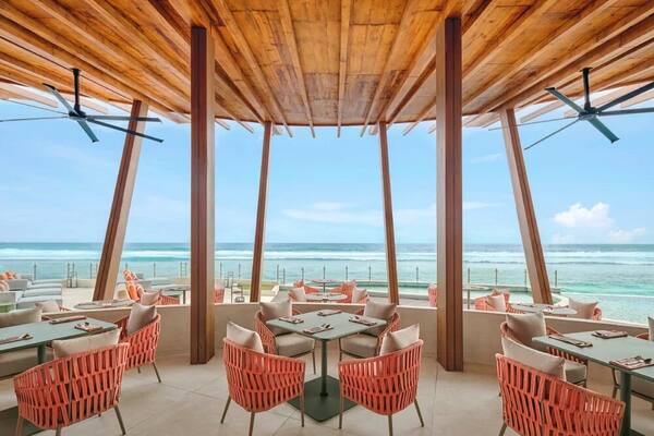 Uma Beach House Melasti: Beach Club Tenang Milik Umana Bali