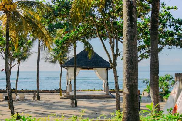 Voucher Hotel vs Booking Langsung di Bali: Mana Lebih Hemat & Kapan Memilih Masing-masing?