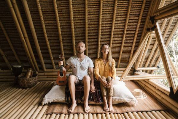 Voucher Hotel vs Booking Langsung: Mana Lebih Hemat untuk Staycation Bali?