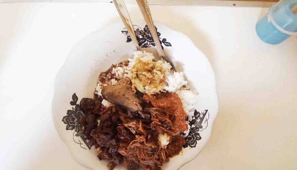 Warung Bik Juk Singaraja: Nasi Hadijah Rp25 Ribu Sejak 1950-an