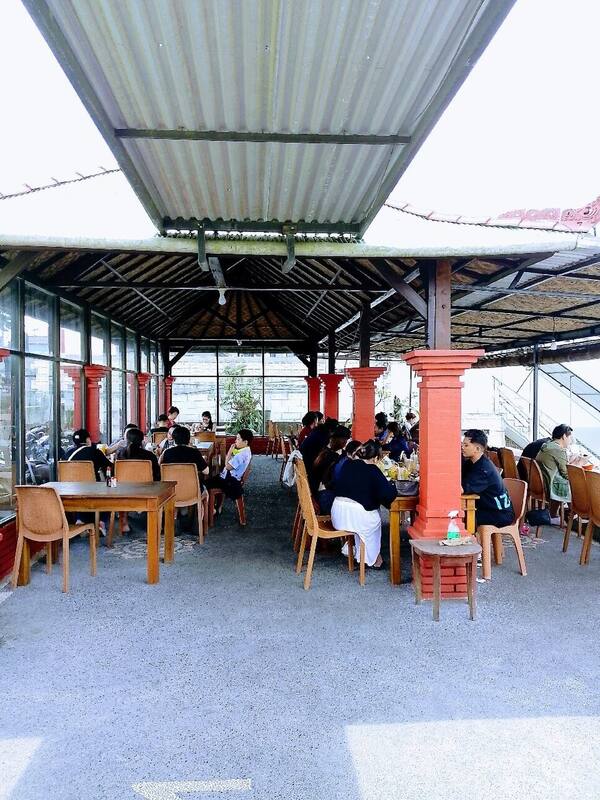 Warung Jowet Kintamani: Mujair Nyat-Nyat Rp30 Ribu Menghadap Batur