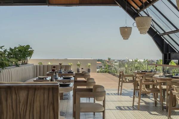 Wisteria Canggu Opens: New Rooftop Brunch and Menu Prices