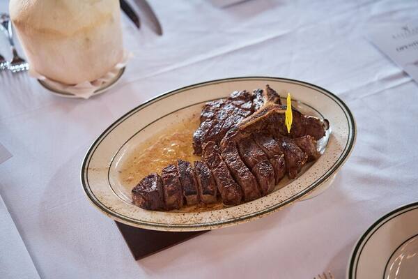 Wolfgang's Steakhouse Bali Resmi Buka di Petitenget