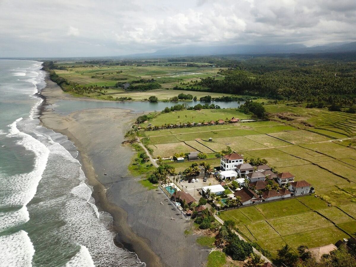 Yeh Sumbul or Medewi? Choosing a Surf Beach in Jembrana