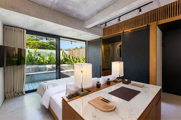 Pool Studio